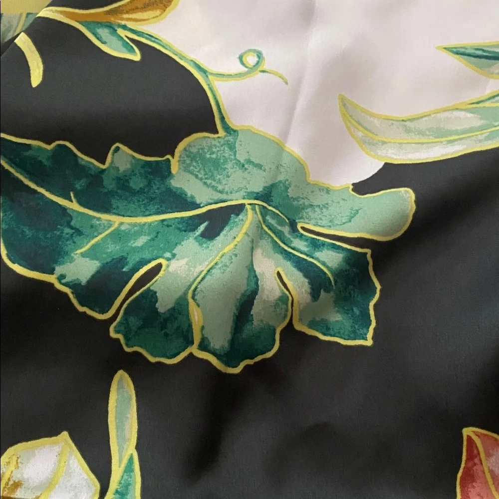 NWT White House Black Market Autumn Leaves Spruce Floral Oblong Scarf 71”x21”